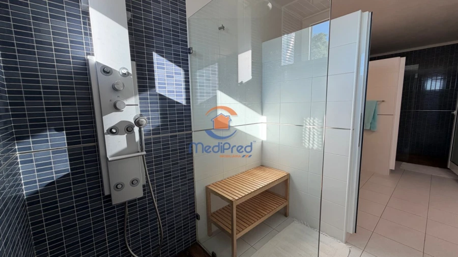 Moradia T5 para Venda em São Pedro de Tomar Foto 13