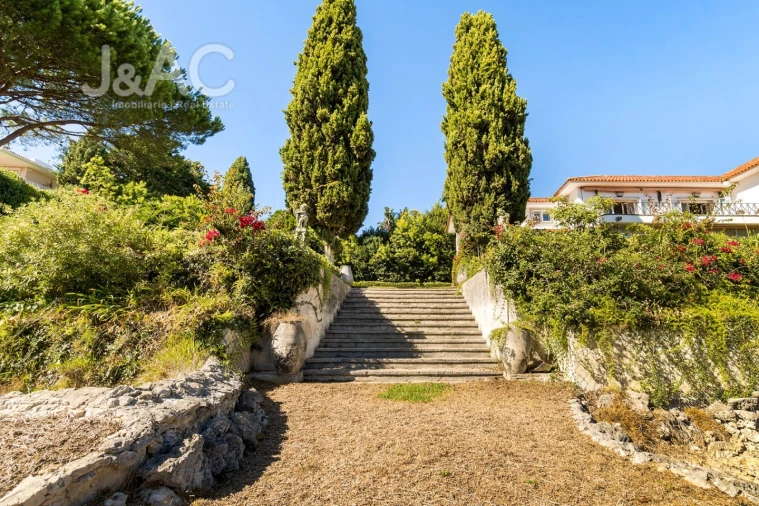 Moradia T5 para Venda em Cascais e Estoril Foto 6