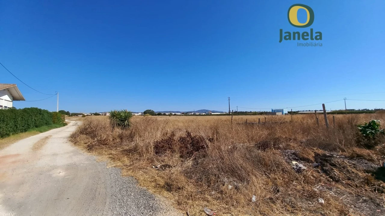 Quinta T3 para Venda em Faro (Sé e São Pedro) Foto 9
