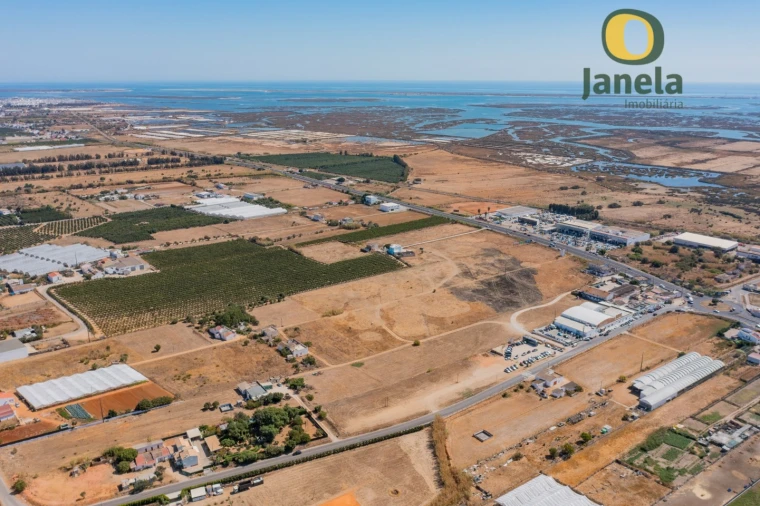 Quinta T3 para Venda em Faro (Sé e São Pedro) Foto 5