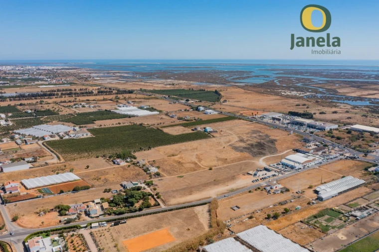 Quinta T3 para Venda em Faro (Sé e São Pedro)