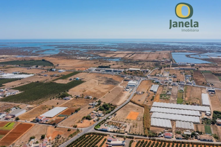 Quinta T3 para Venda em Faro (Sé e São Pedro) Foto 6
