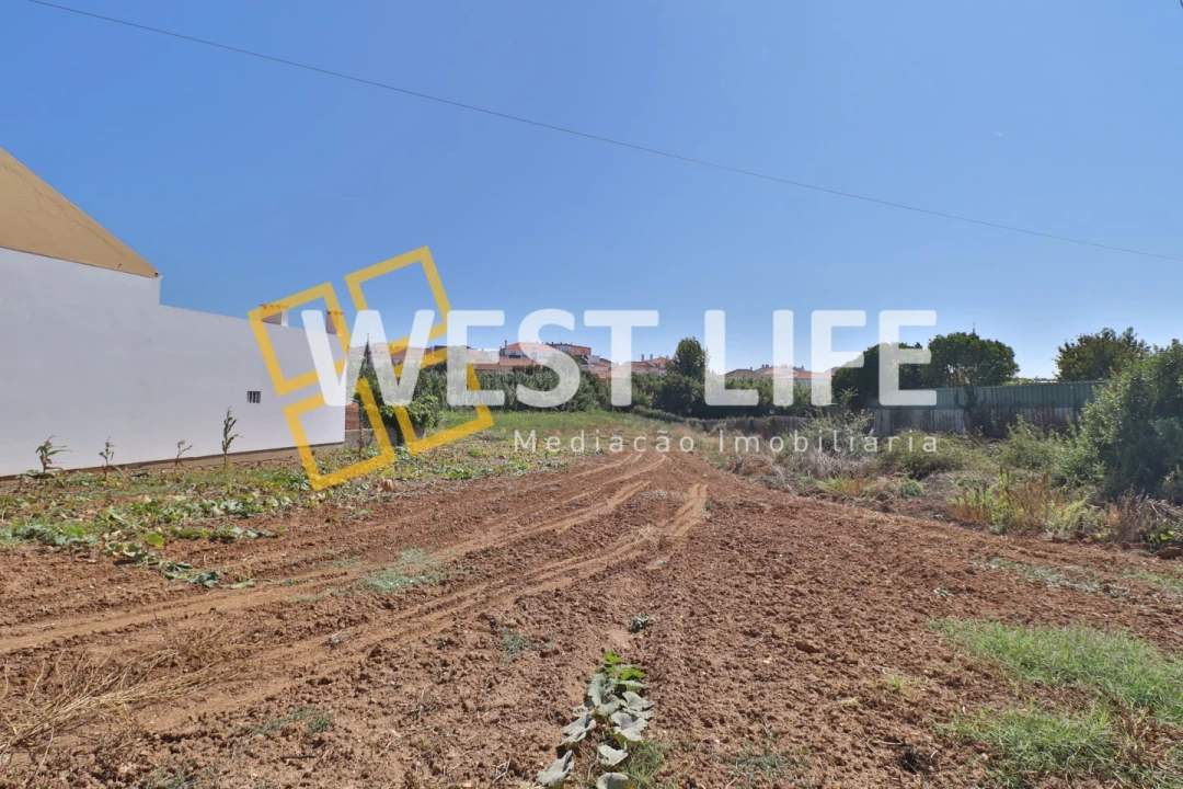 Terreno para Venda em A dos Cunhados e Maceira Foto 1