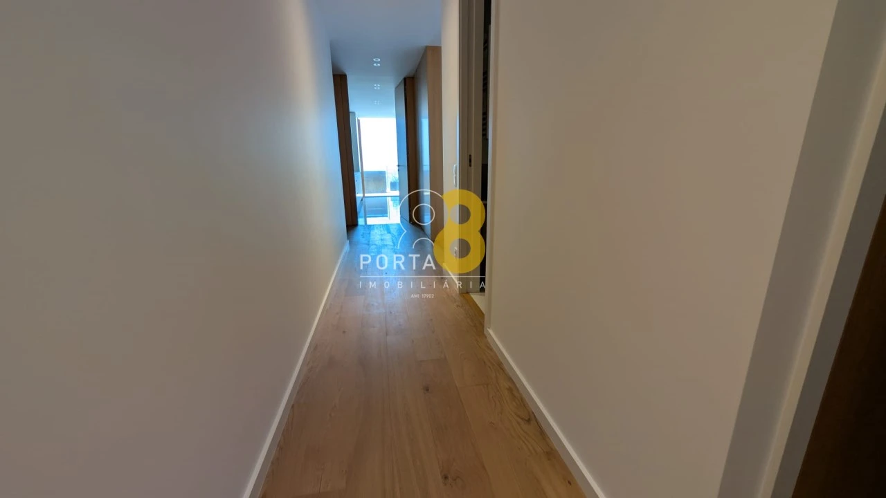 Apartamento T3 para Arrendamento em Canidelo Foto 8