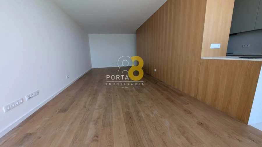 Apartamento T3 para Arrendamento em Canidelo Foto 4