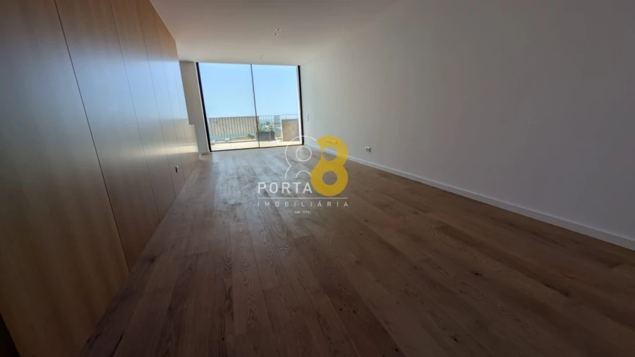 Apartamento T3 para Arrendamento em Canidelo Foto 5