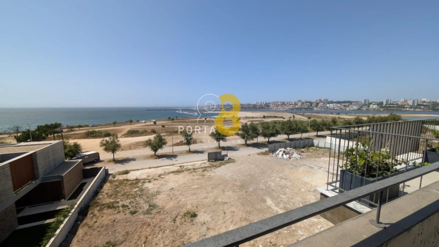 Apartamento T3 para Arrendamento em Canidelo Foto 14