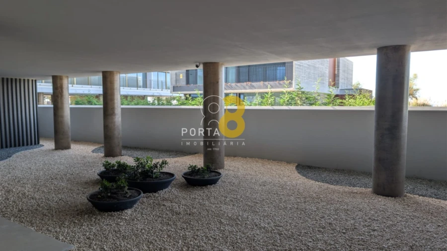 Apartamento T3 para Arrendamento em Canidelo Foto 18