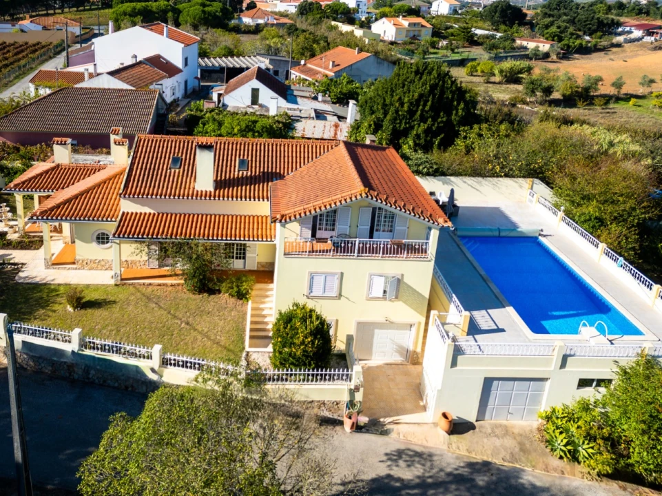 Moradia T5 para Venda em Peral Foto 58