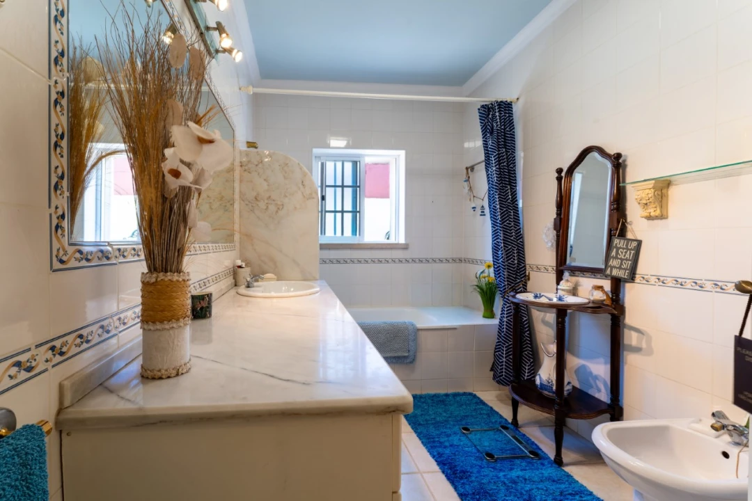 Moradia T5 para Venda em Peral Foto 18