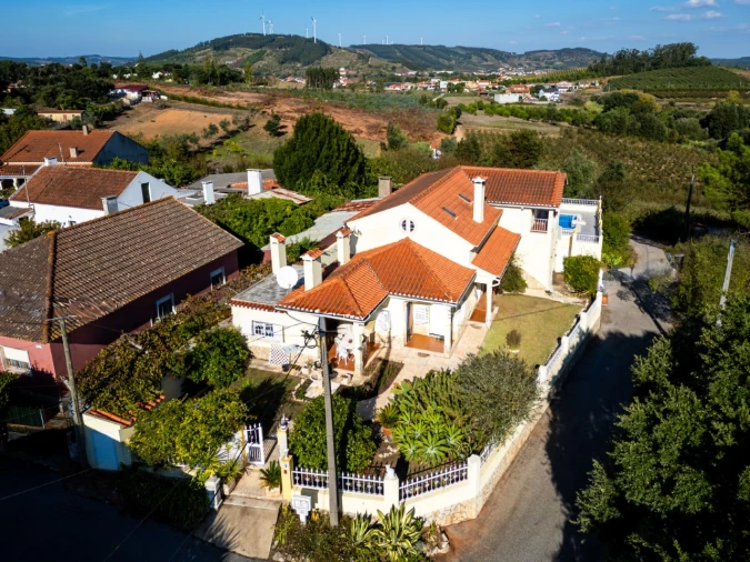 Moradia T5 para Venda em Peral Foto 56