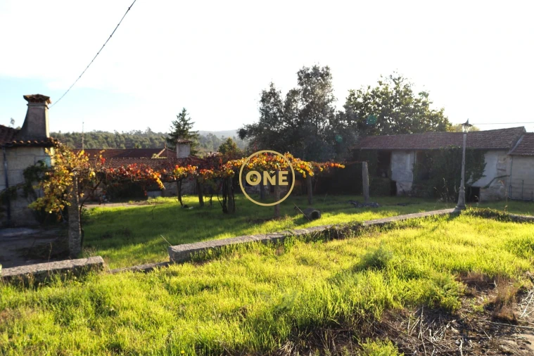 Moradia T3 para Venda em Gondifelos, Cavalões e Outiz Foto 2