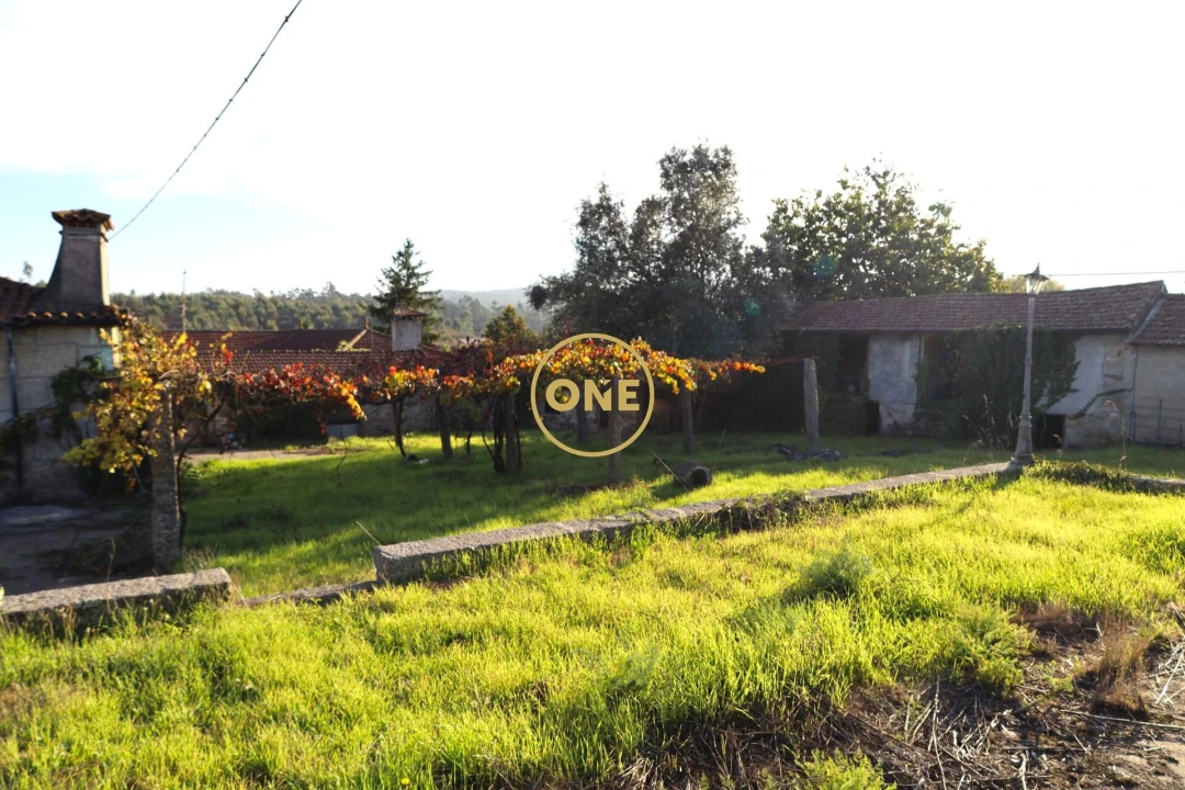 Moradia T3 para Venda em Gondifelos, Cavalões e Outiz Foto 3