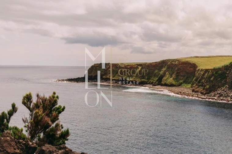Prédio para Venda em São Sebastião Foto 2