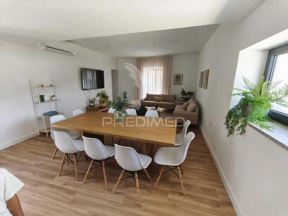 Moradia T4 para Venda em Anta e Guetim Foto 1