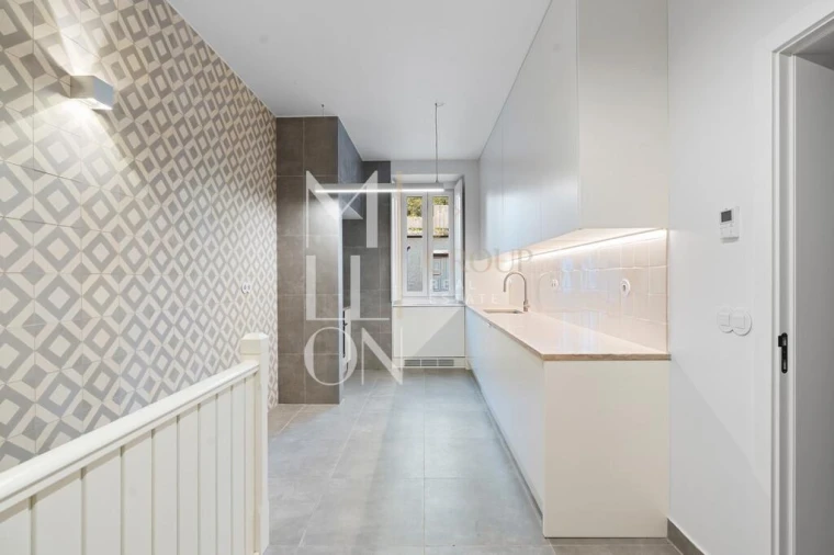 Prédio para Venda em Agualva e Mira-Sintra Foto 5