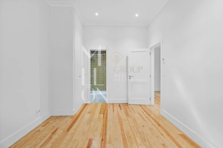 Prédio para Venda em Agualva e Mira-Sintra Foto 21