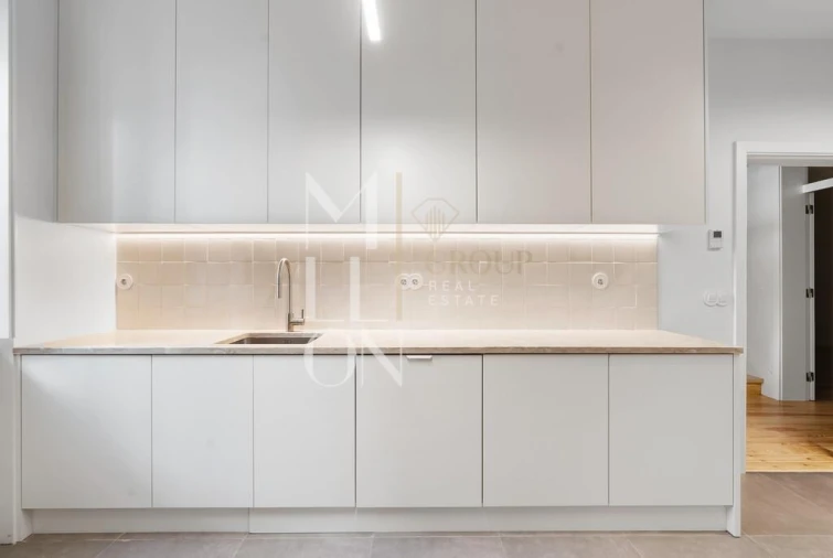 Prédio para Venda em Agualva e Mira-Sintra Foto 4