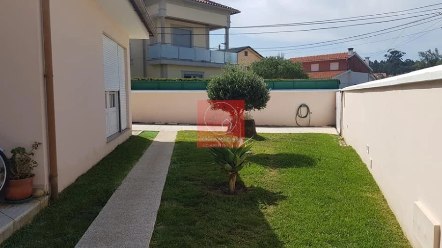 Moradia T5 para Venda em Apúlia e Fão Foto 16