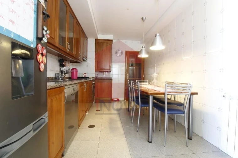 Apartamento T3 para Venda em Vila Verde e Barbudo Foto 9