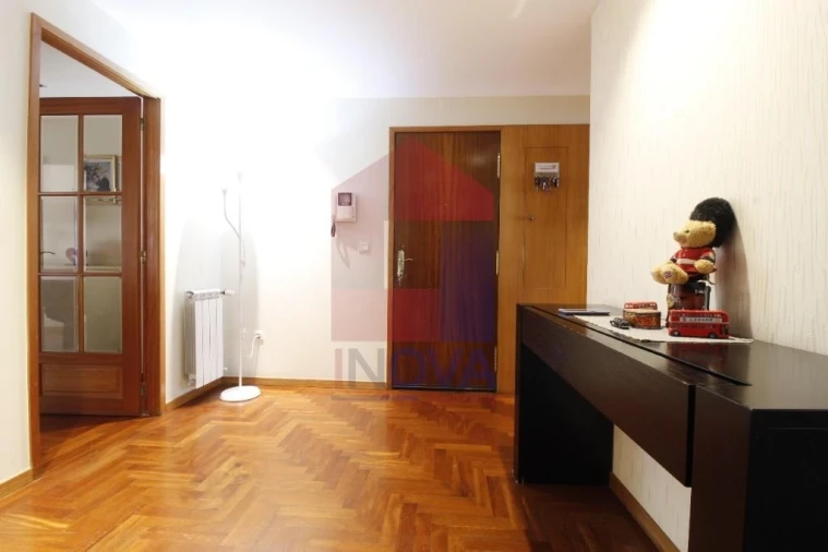 Apartamento T3 para Venda em Vila Verde e Barbudo Foto 7