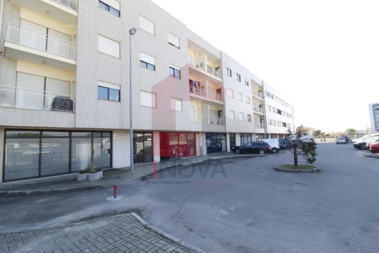 Apartamento T3 para Venda em Vila Verde e Barbudo Foto 24