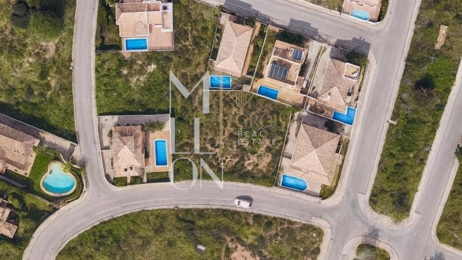 Terreno para Venda em Lagos (São Sebastião e Santa Maria)