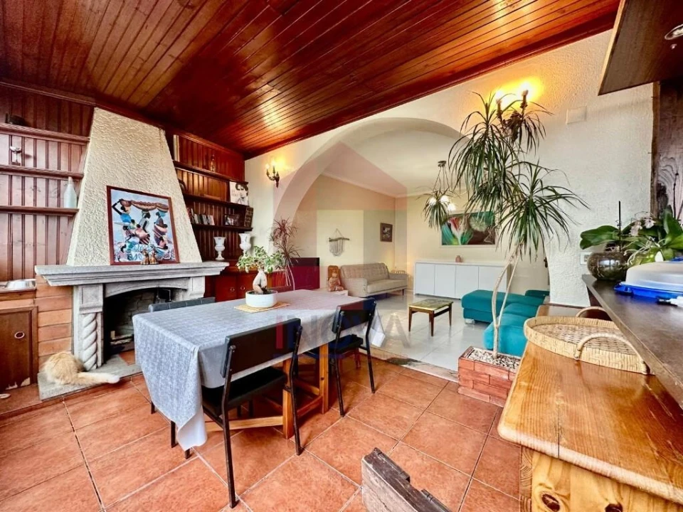 Apartamento T2 para Venda em Vila Verde e Barbudo Foto 5