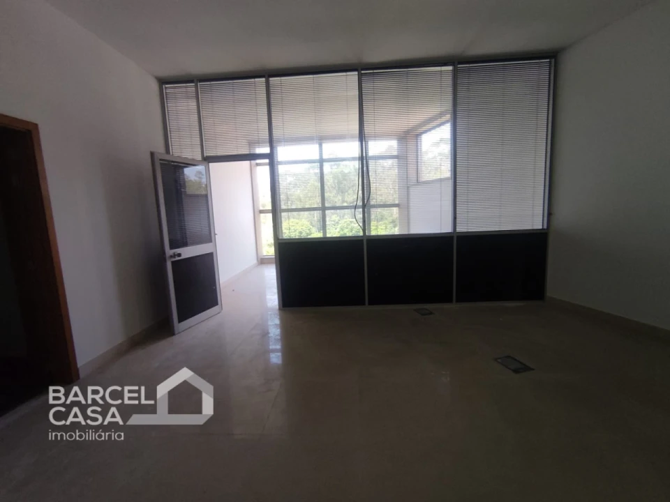 Armazém para Venda em Remelhe Foto 13