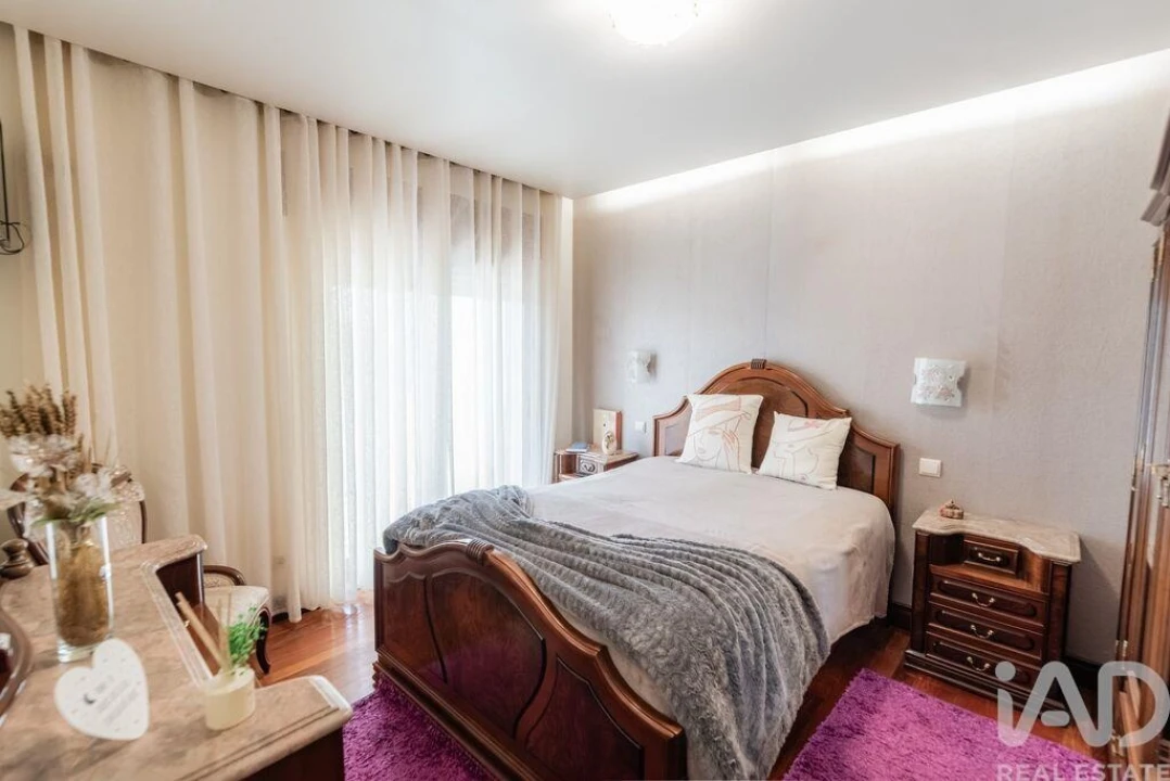 Moradia T5 para Venda em Santa Comba Foto 22