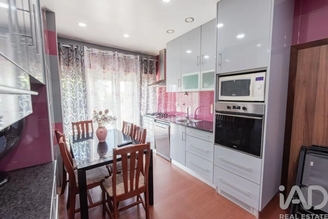 Moradia T5 para Venda em Santa Comba Foto 24