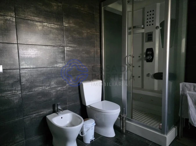 Moradia T3 para Venda em Vermoim Foto 15