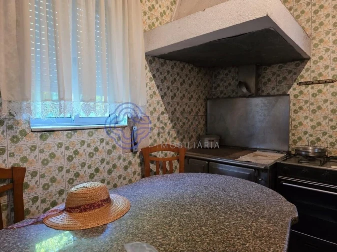 Moradia T3 para Venda em Vermoim Foto 4