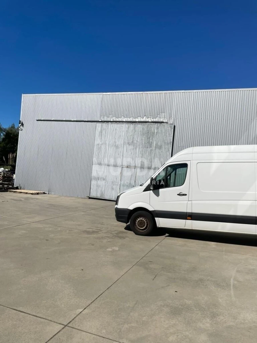 Armazém para Arrendamento em Lourosa Foto 8