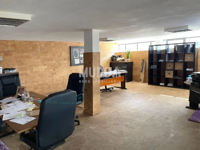 Armazém para Arrendamento em Lourosa Foto 2