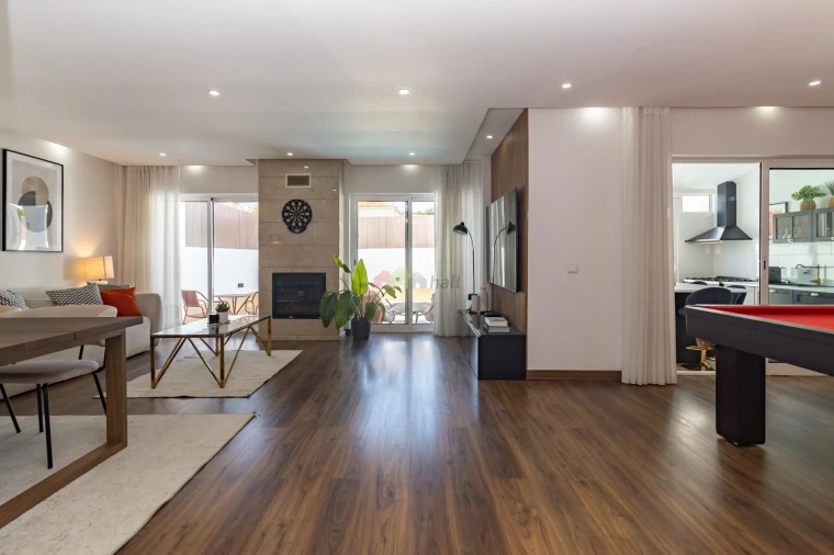 Moradia T4 para Venda em Palhais e Coina Foto 16