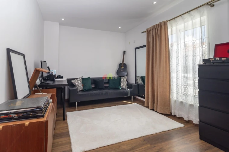 Moradia T4 para Venda em Palhais e Coina Foto 36