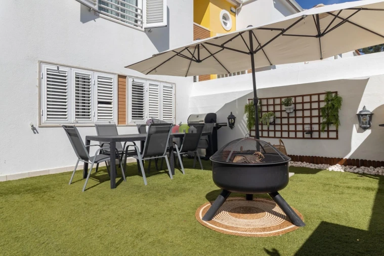 Moradia T4 para Venda em Palhais e Coina Foto 3