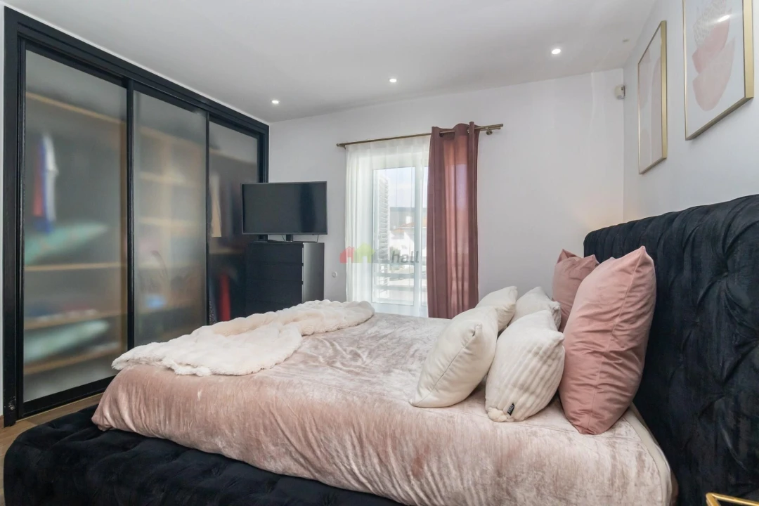 Moradia T4 para Venda em Palhais e Coina Foto 53