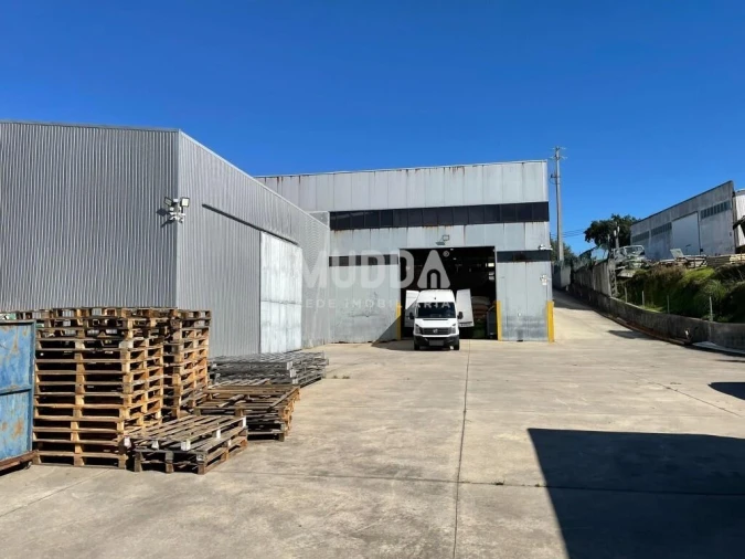 Armazém para Venda em Lourosa Foto 6