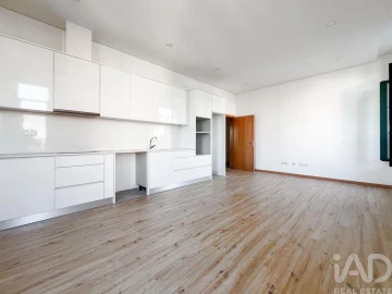 Apartamento T2 para Venda em Ovar, São João, Arada e São Vicente de Pereira Jusã
