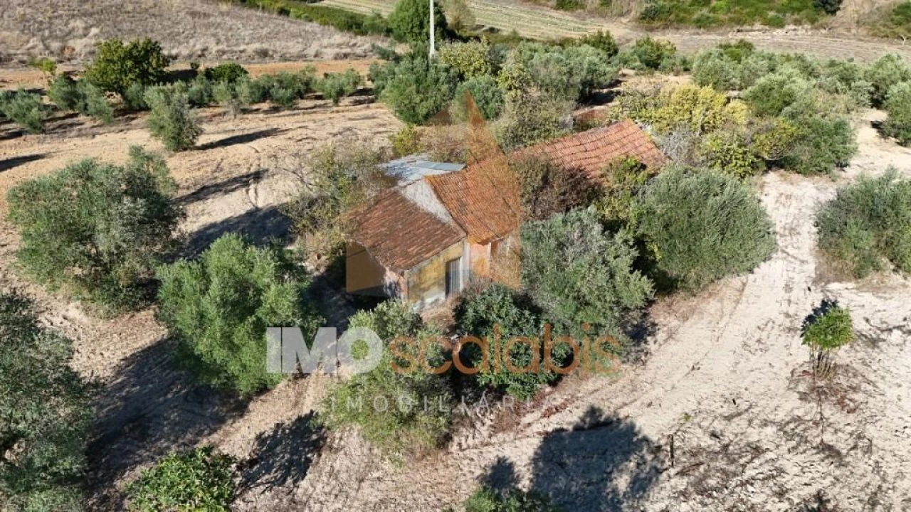 Moradia T2 para Venda em Abitureiras Foto 11