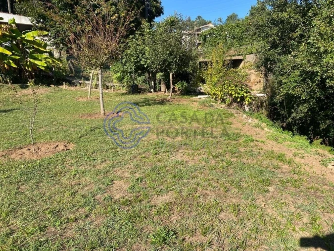 Terreno para Venda em Escapães Foto 15