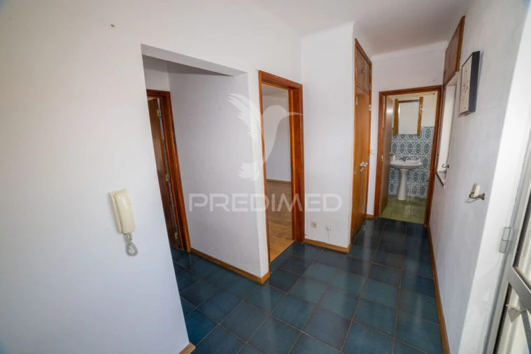 Apartamento para Venda em Bacelo e Senhora da Saúde Foto 4