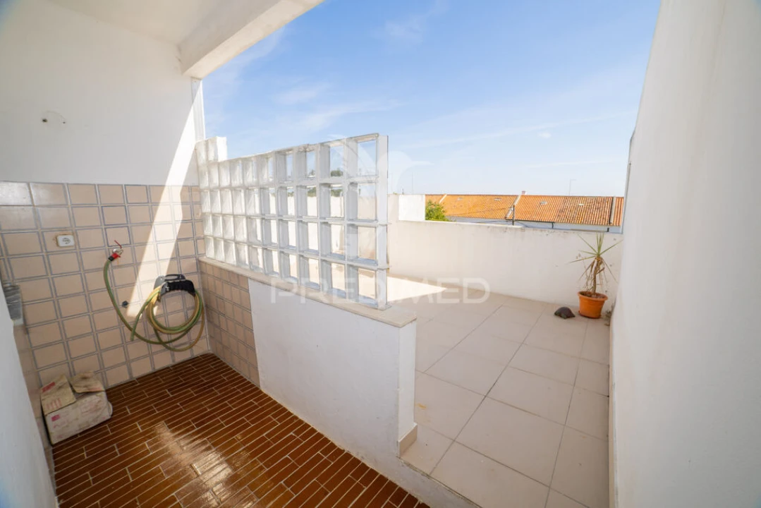 Apartamento para Venda em Bacelo e Senhora da Saúde Foto 10