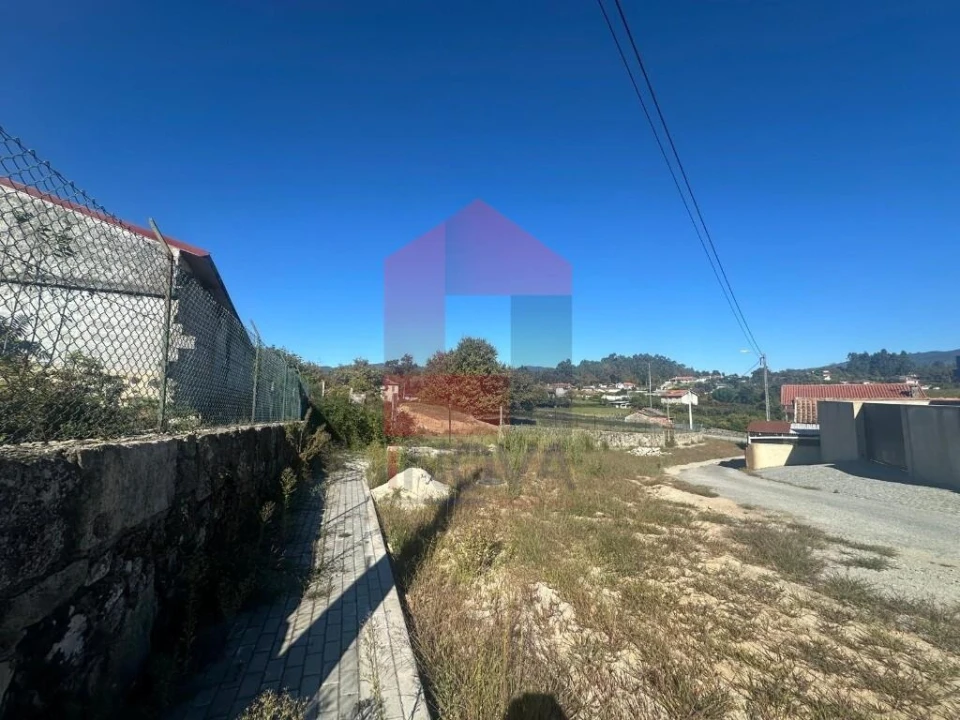 Terreno para Venda em Coucieiro Foto 7