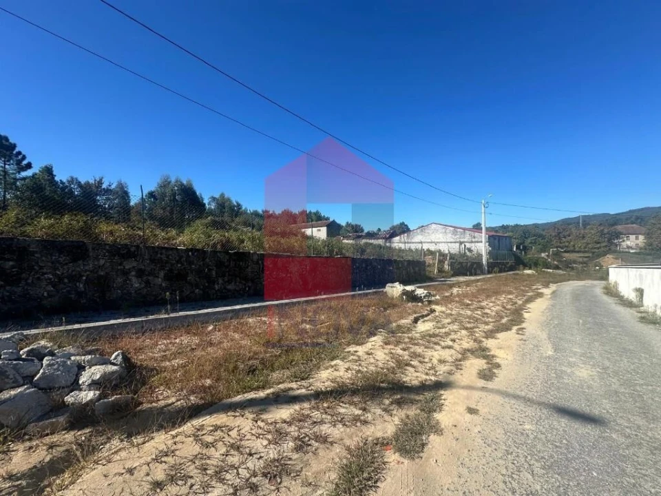 Terreno para Venda em Coucieiro Foto 6