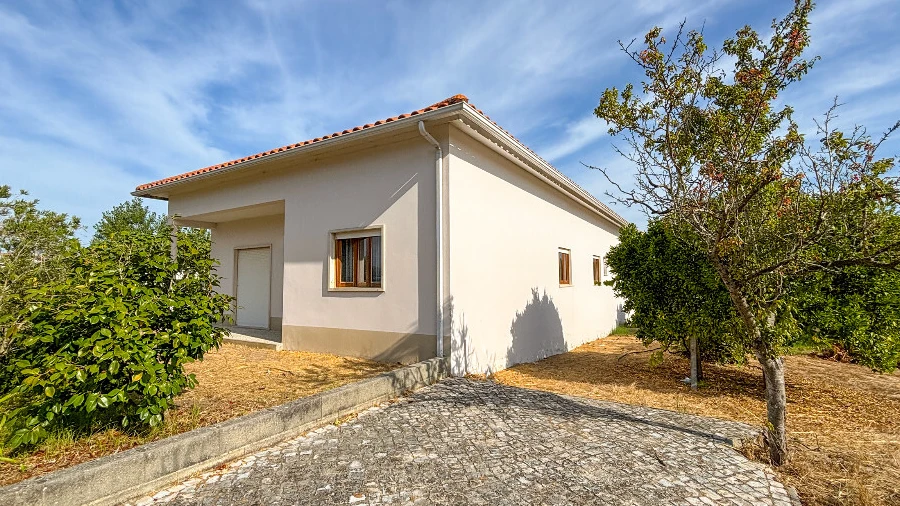 Moradia T3 para Venda em Monte Real e Carvide