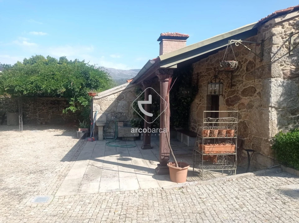 Quinta T6 para Venda em Cerdal Foto 12