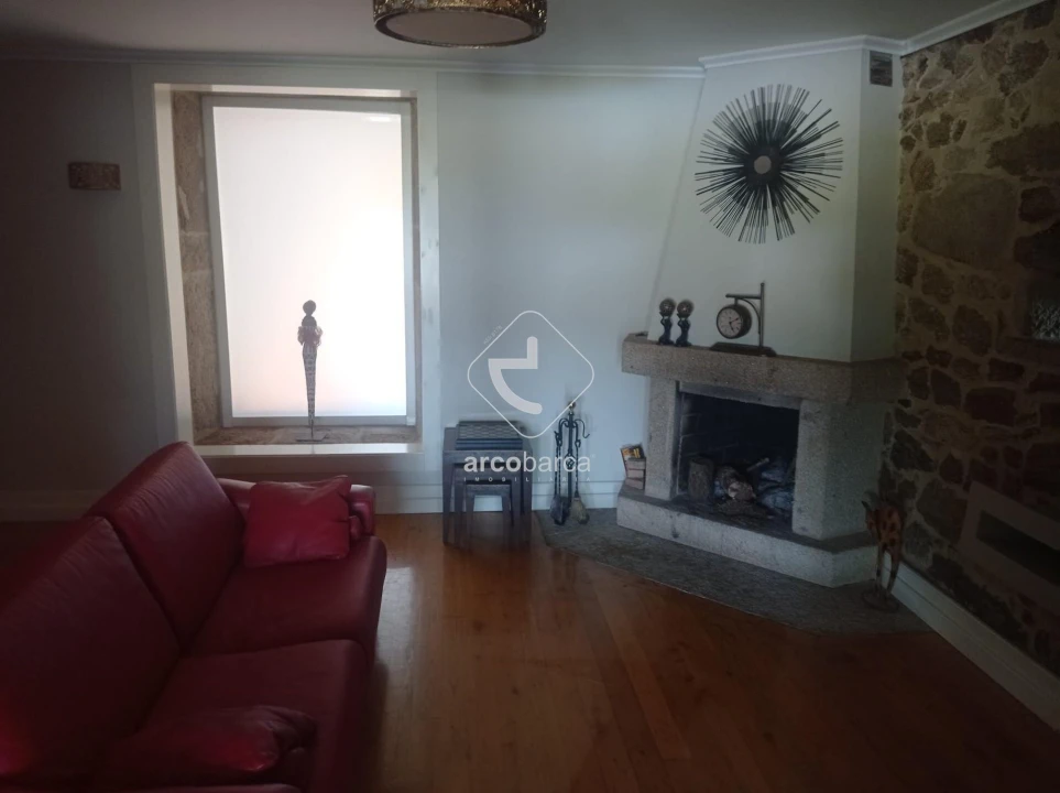 Quinta T6 para Venda em Cerdal Foto 18